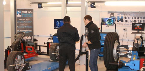 Alignment System Training with Hofmann Megaplan