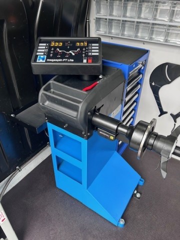 b2ap3_thumbnail_FT-Lite-1 Garage Equipment - ISN Garage Assist Blog