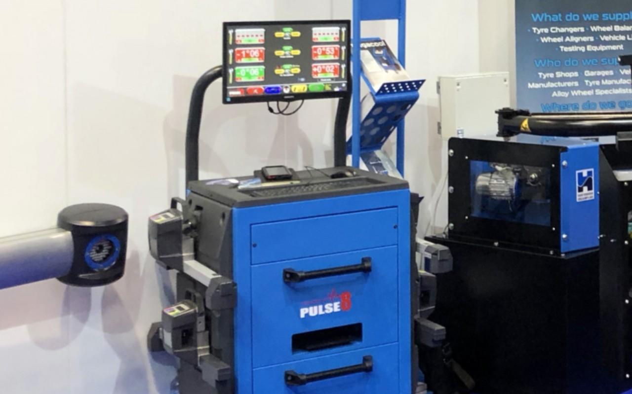 Pulse 8 aligner on show at Automechanika 2018